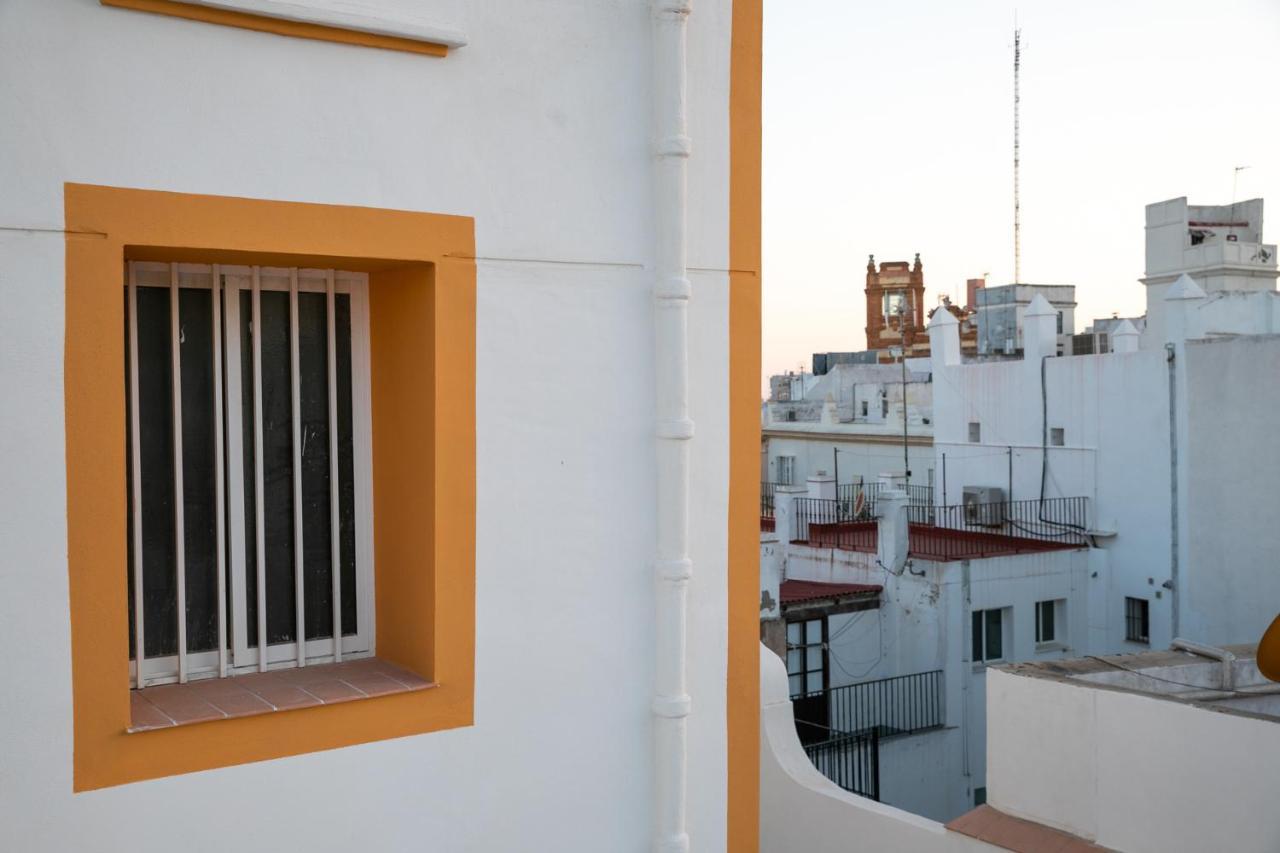 Planeta Cadiz Hostel Exterior photo